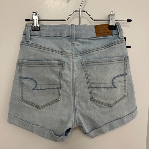American Eagle Curvy High-Rise Denim Shorts - Picture 4 of 10